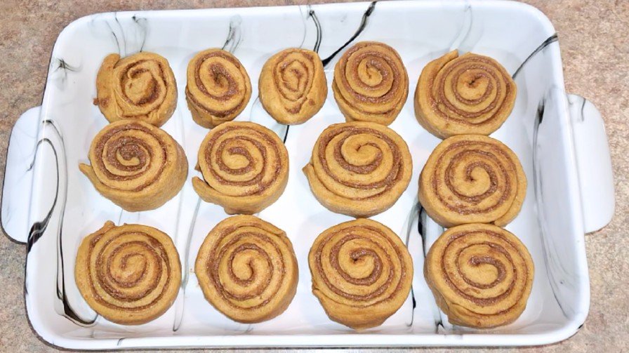 Pumpkin Spice Cinnamon Roll-Moveyuhhand