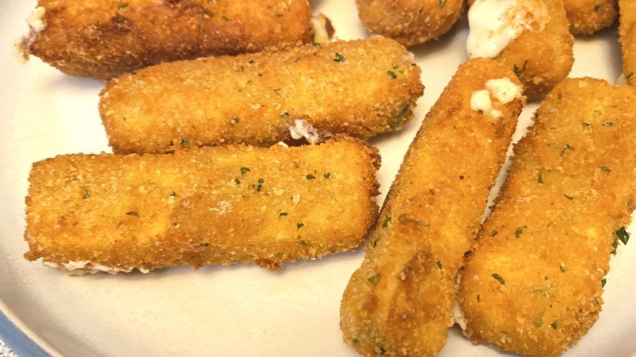 Mozzarella Sticks1 - MoveYuhHand