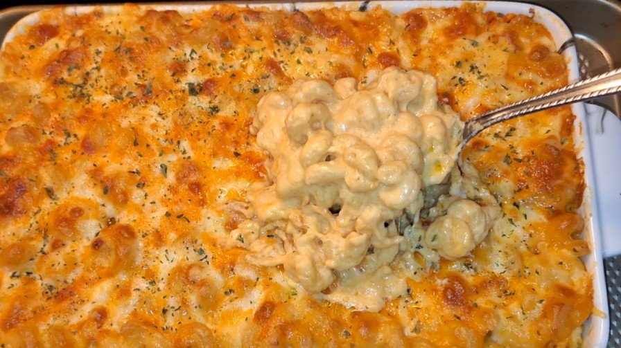 mac and cheese - moveyuhhand